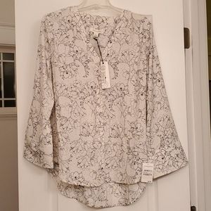 🤍 NWT Treasure & Bond Pajama Style Shirt 🤍